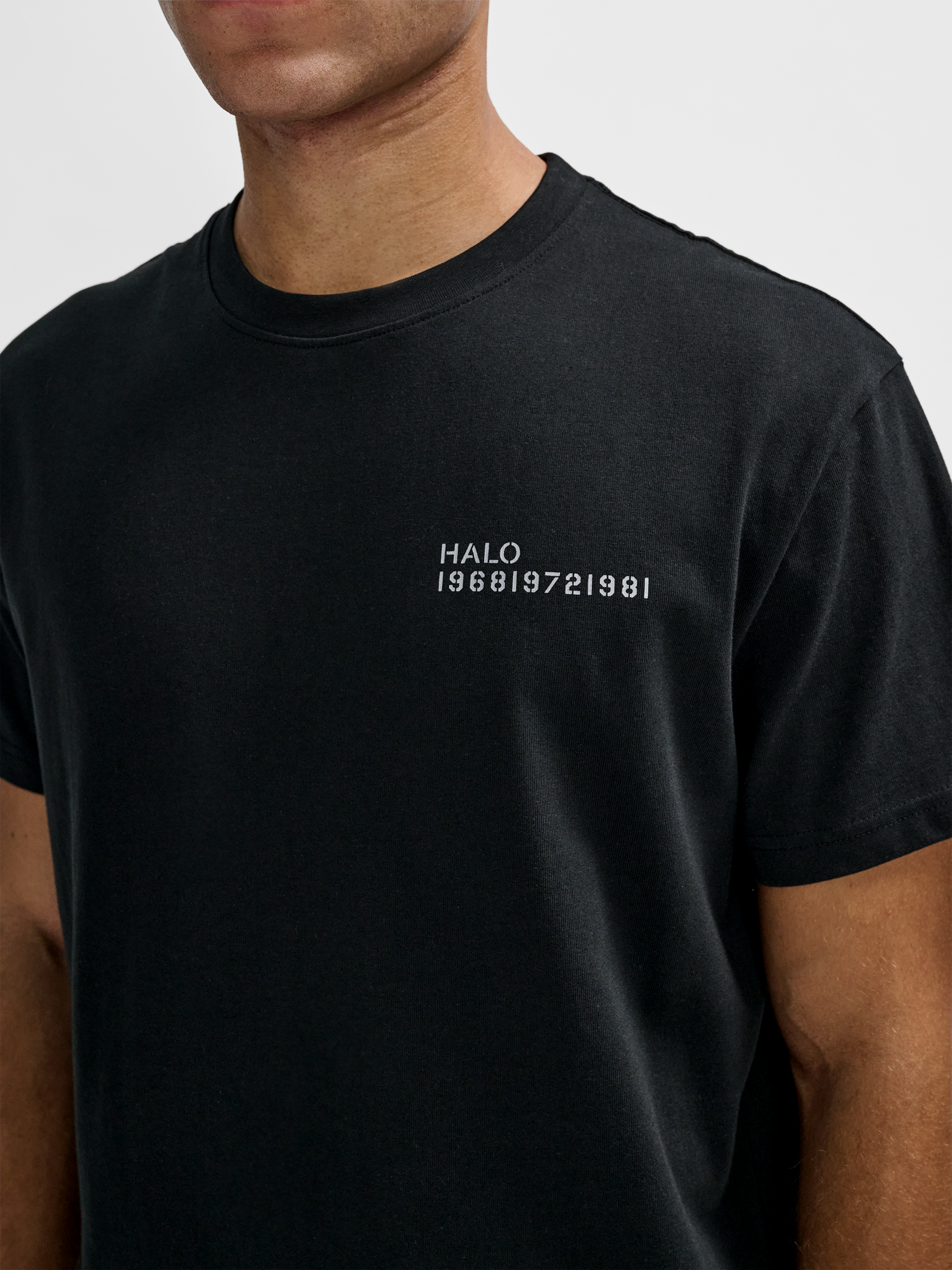 HALO ESSENTIAL T-SHIRT