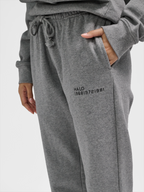 HALO ESSENTIAL SWEATPANTS