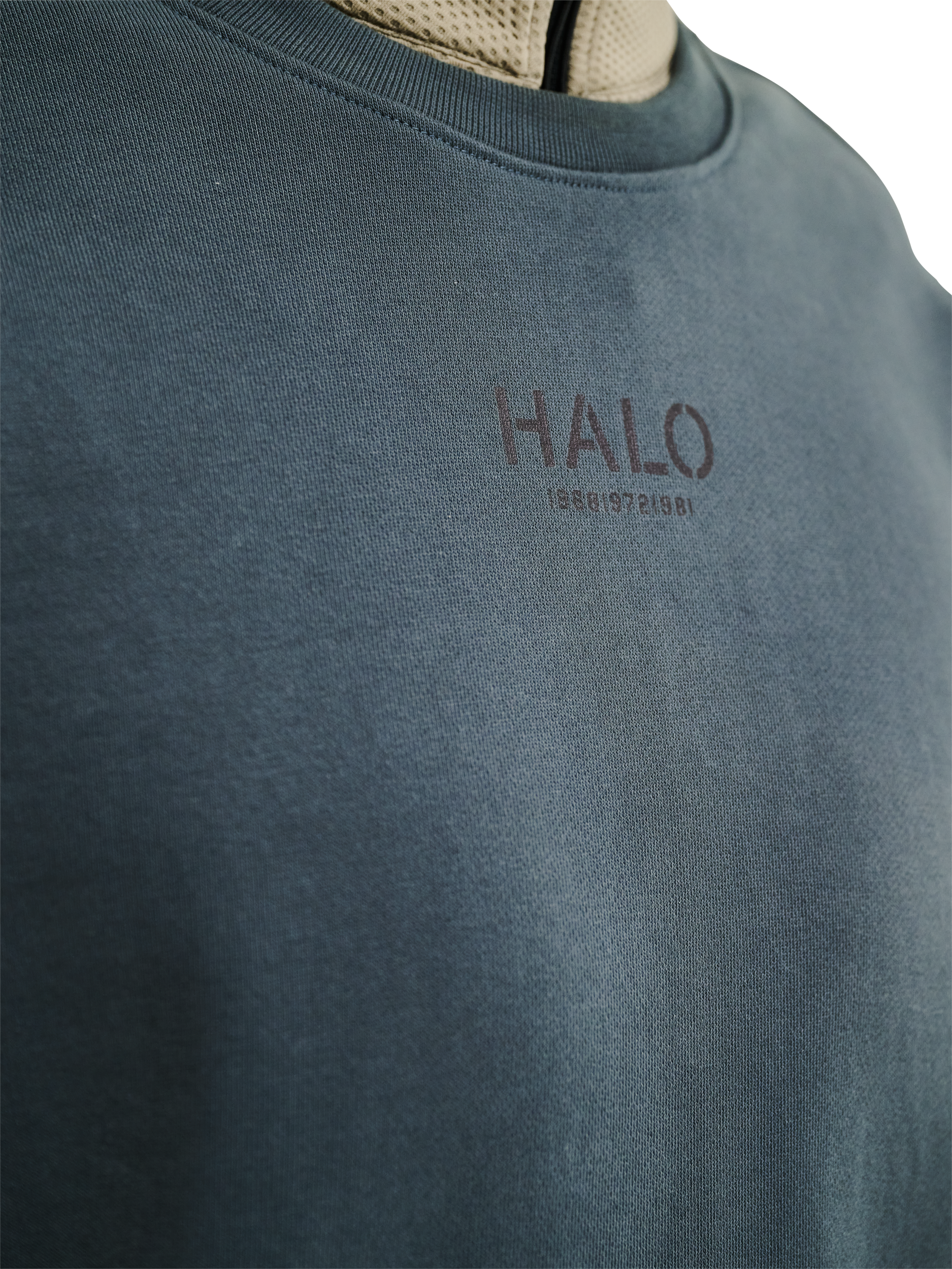 HALO GRAPHIC CREW 01