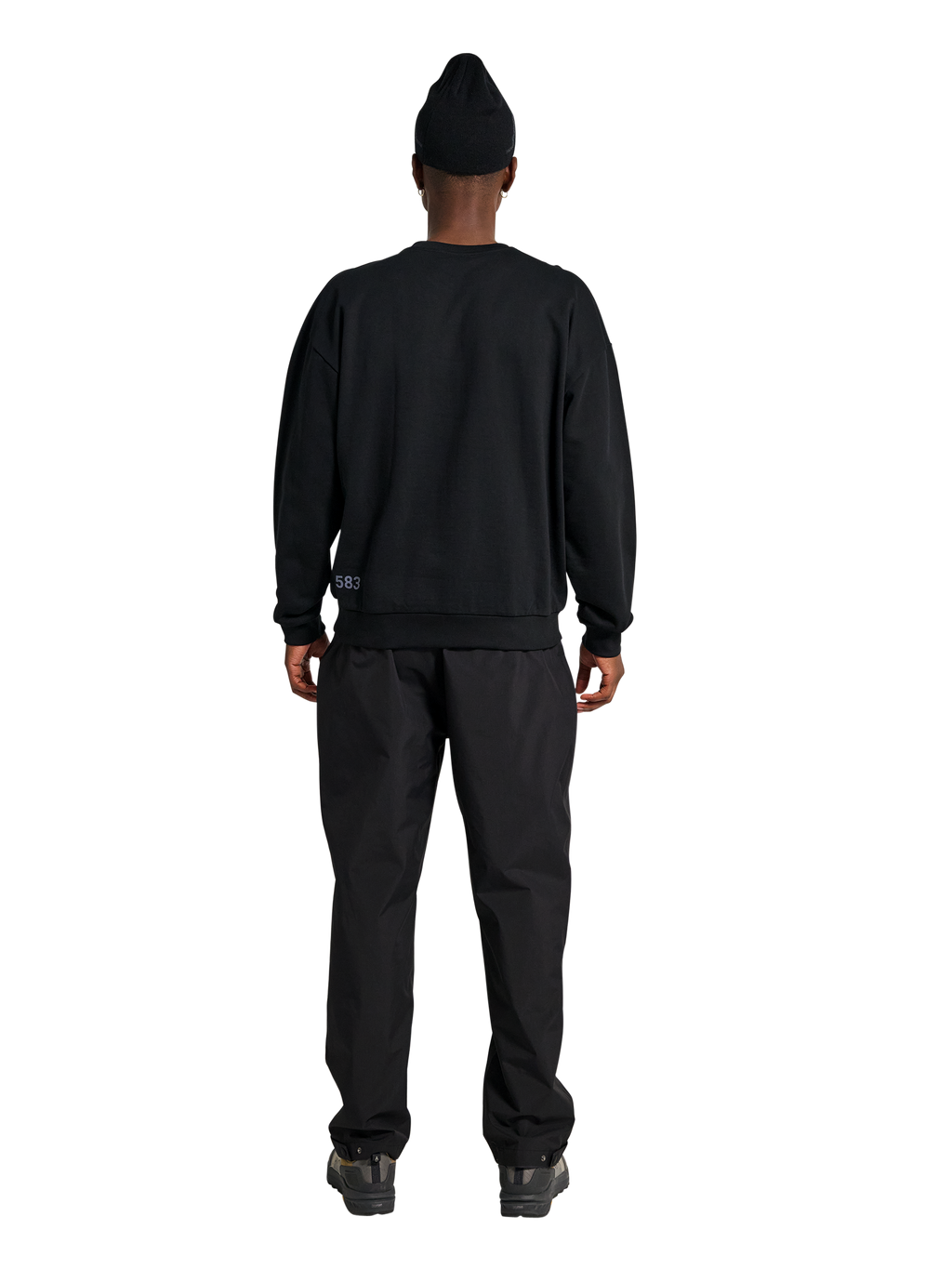 HALO GRAPHIC BOXY CREW