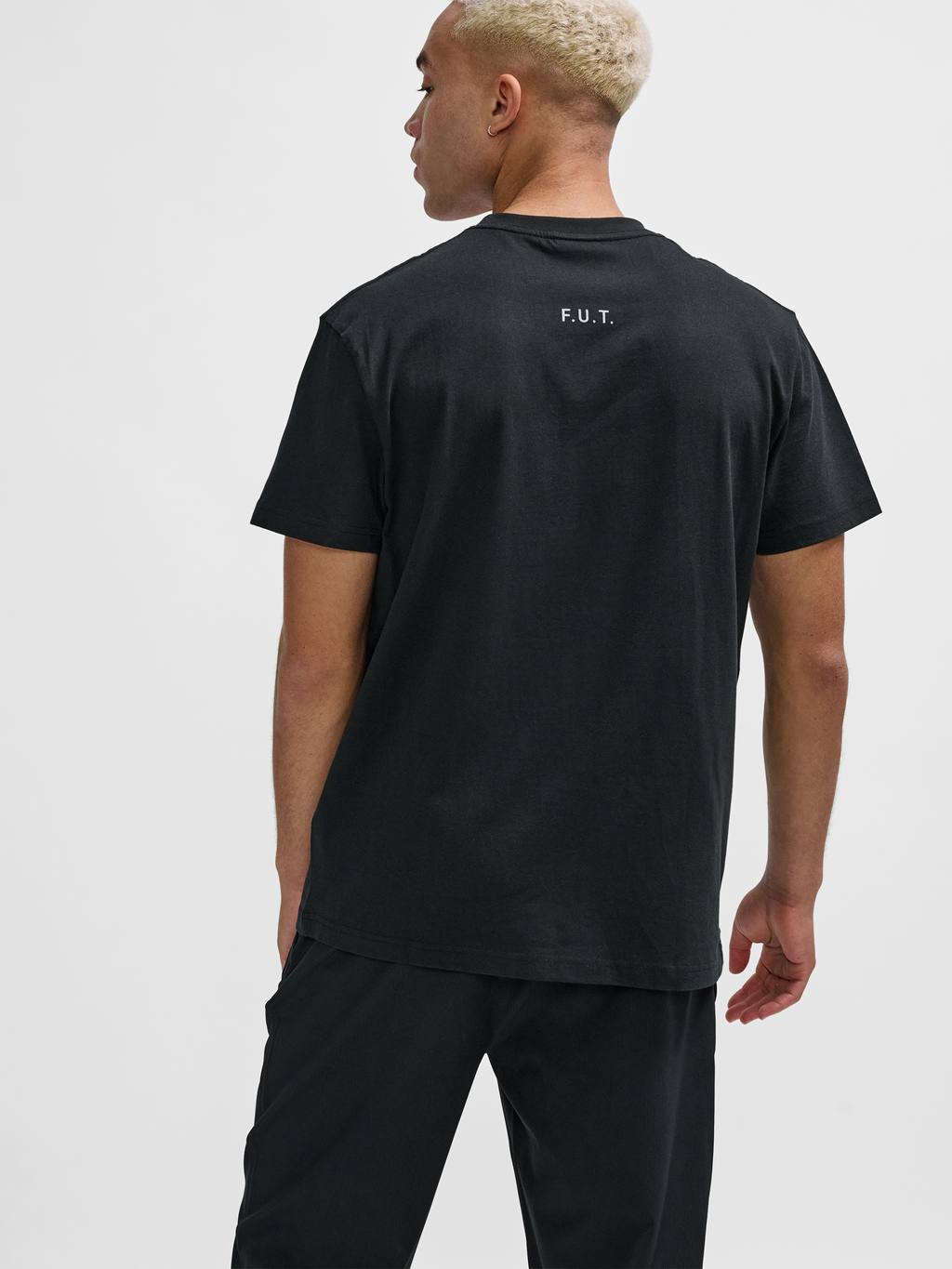 HALO ESSENTIAL T-SHIRT