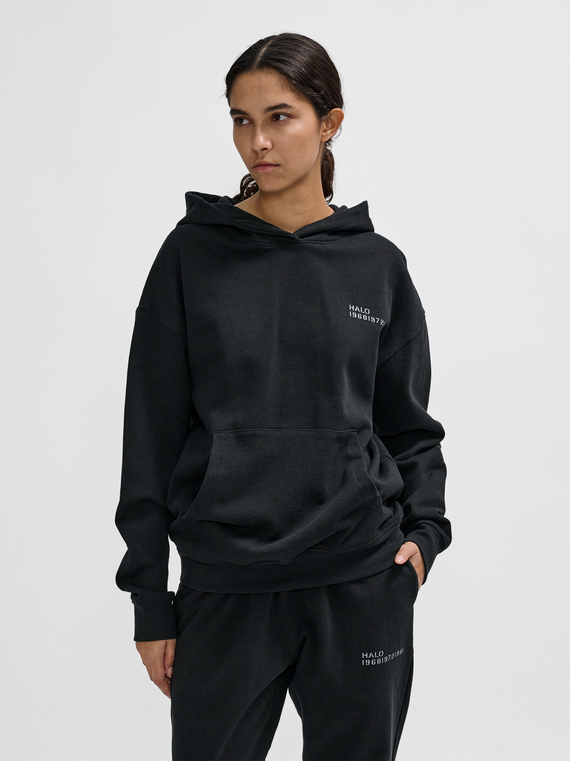 HALO ESSENTIAL HOODIE