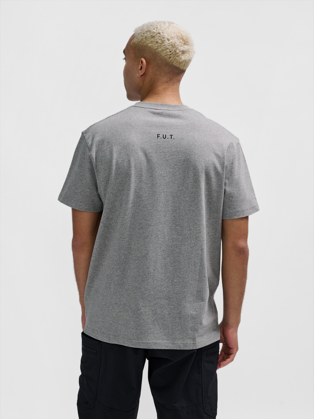 HALO ESSENTIAL T-SHIRT