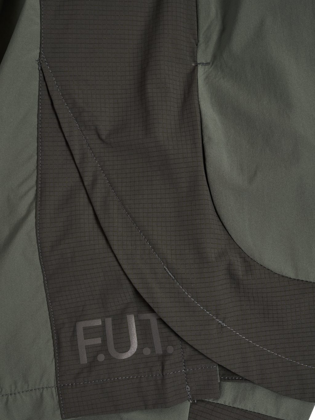 HALO DIVISION SHORTS