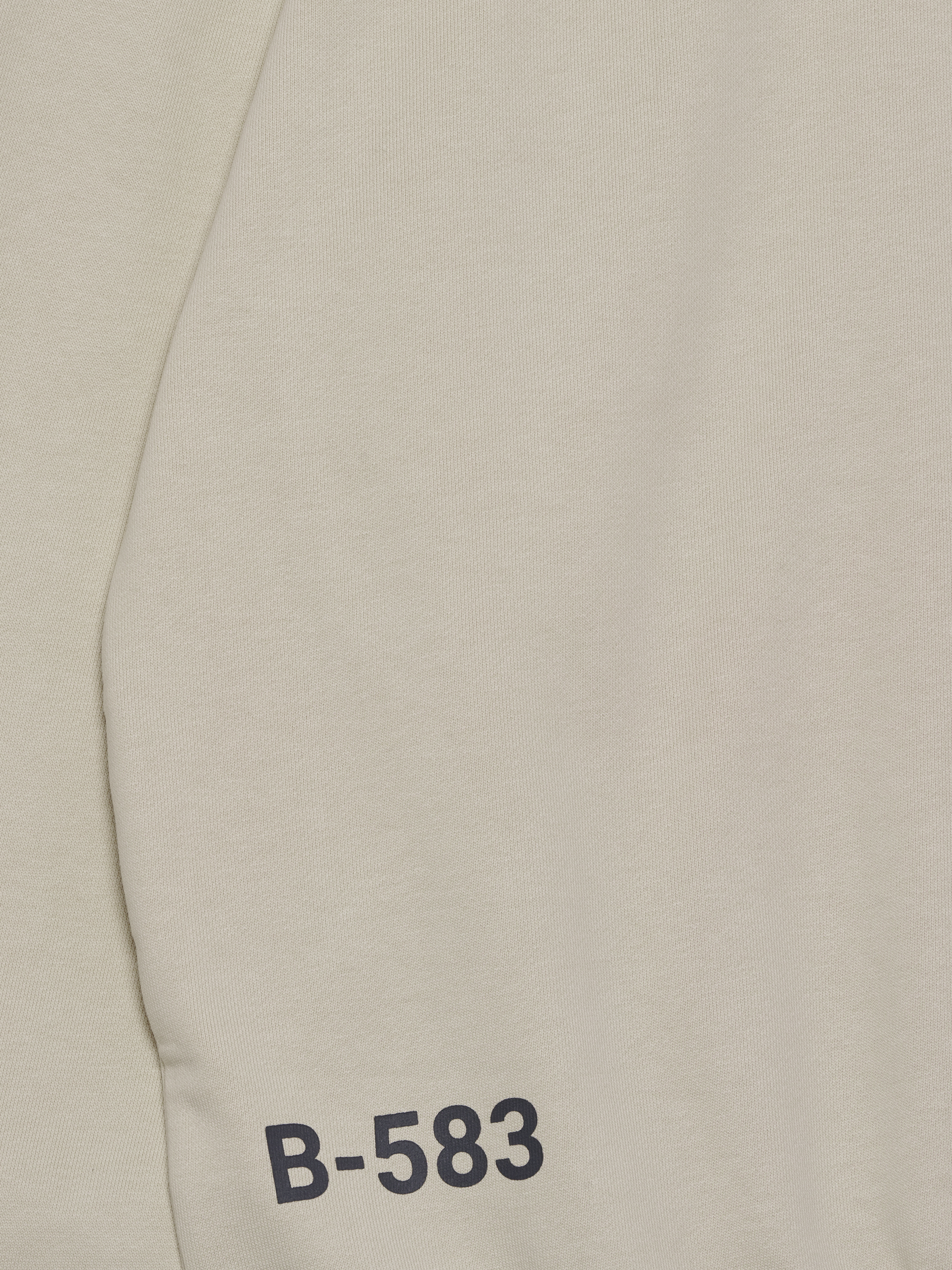 HALO GRAPHIC BOXY CREW