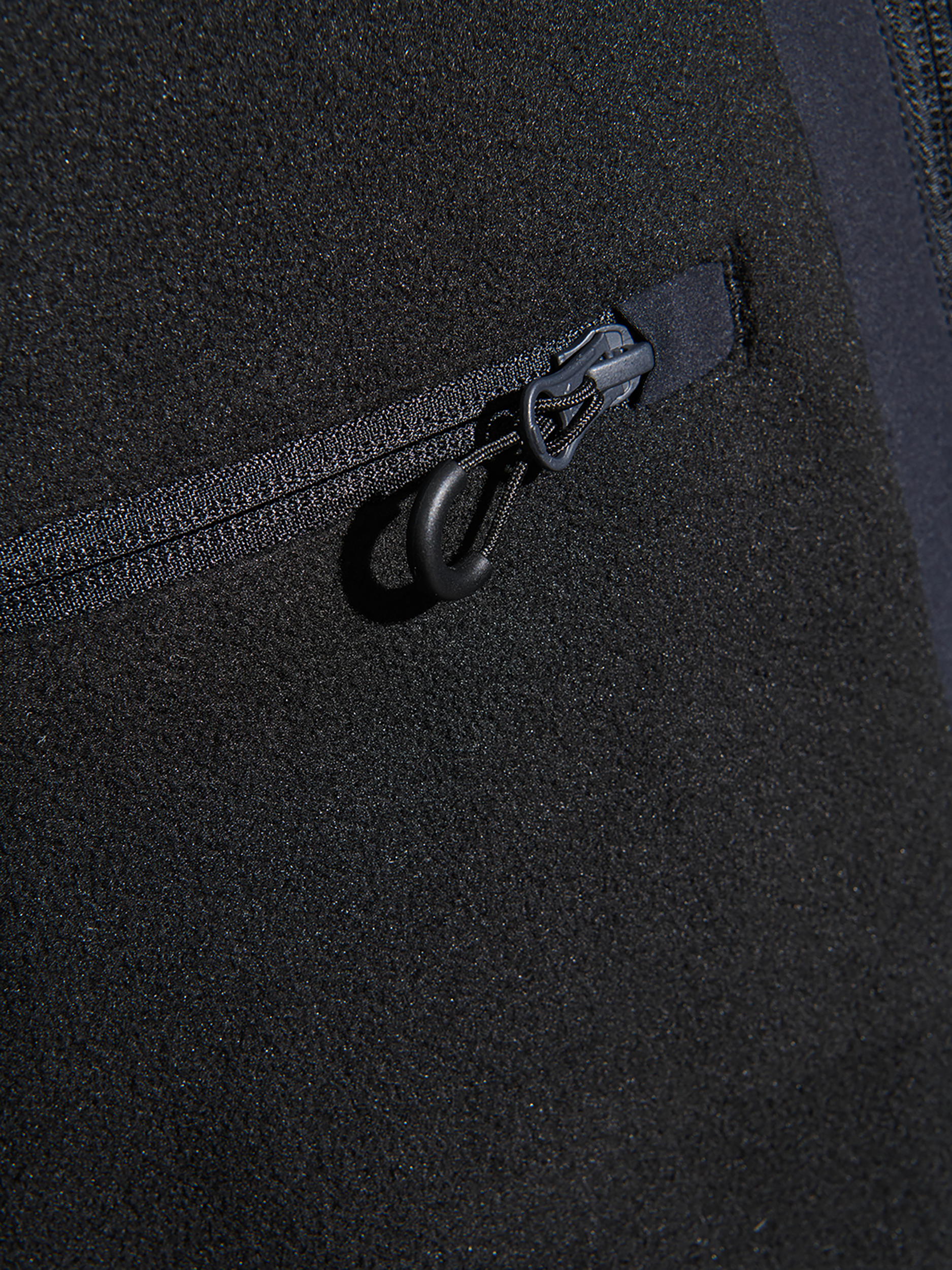HALO PANELED FLEECE JACKET