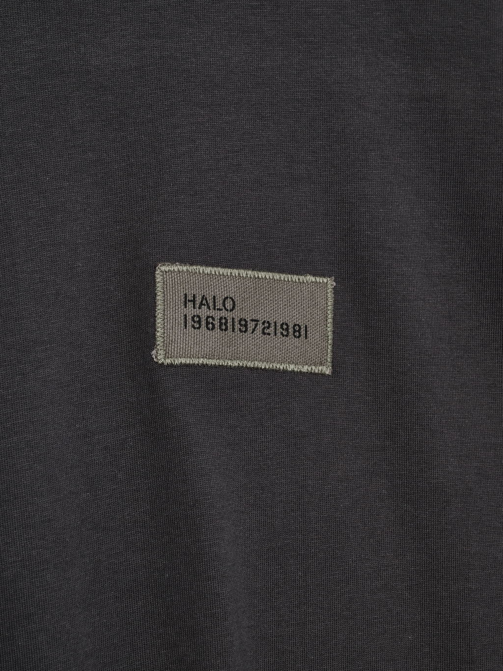 HALO UNIFORM NO. 01 T-SHIRT