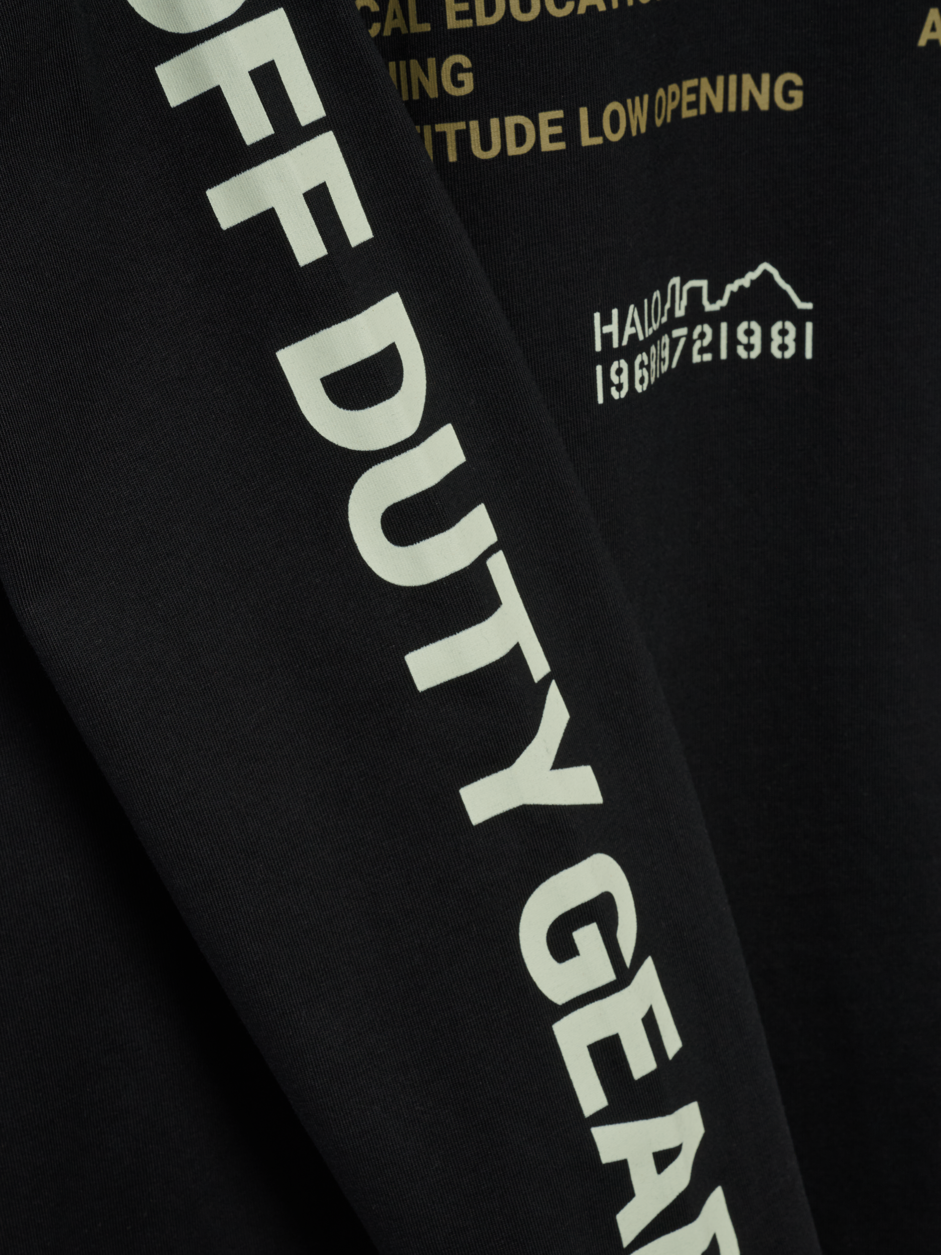 HALO GRAPHIC LS T-SHIRT
