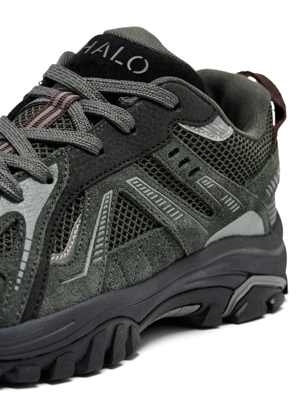HALO DEPT. 223 SNEAKER
